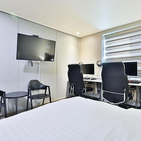 Shire Hotel Seomyeon ปูซาน ภายนอก รูปภาพ