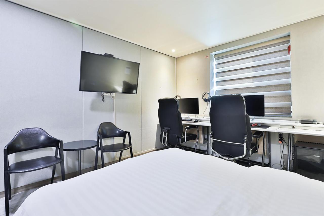 Shire Hotel Seomyeon ปูซาน ภายนอก รูปภาพ